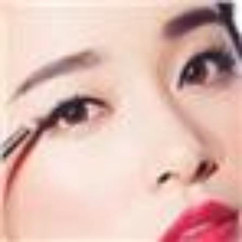 单眼皮先贴美目贴还是先画眼线